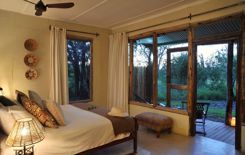 Готель The Hide Safari Camp Dete Екстер'єр фото