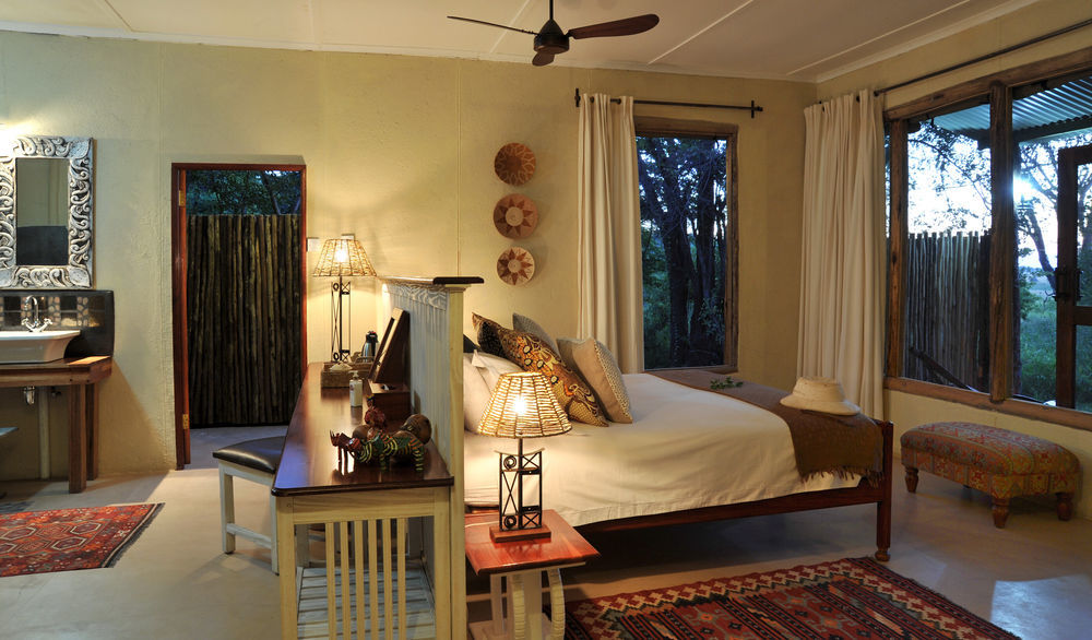 Готель The Hide Safari Camp Dete Екстер'єр фото